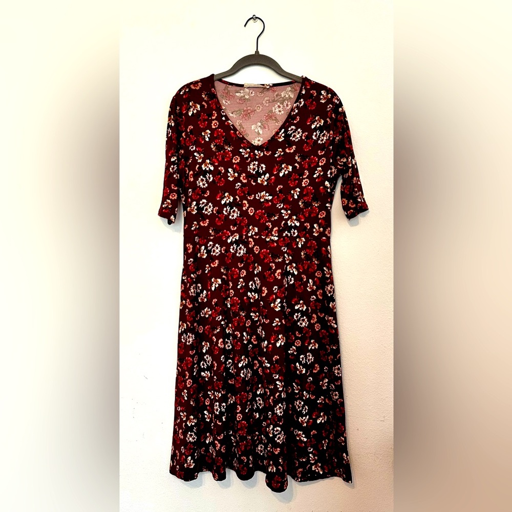 Tiffany & Grey Boutique Style Flower Dress